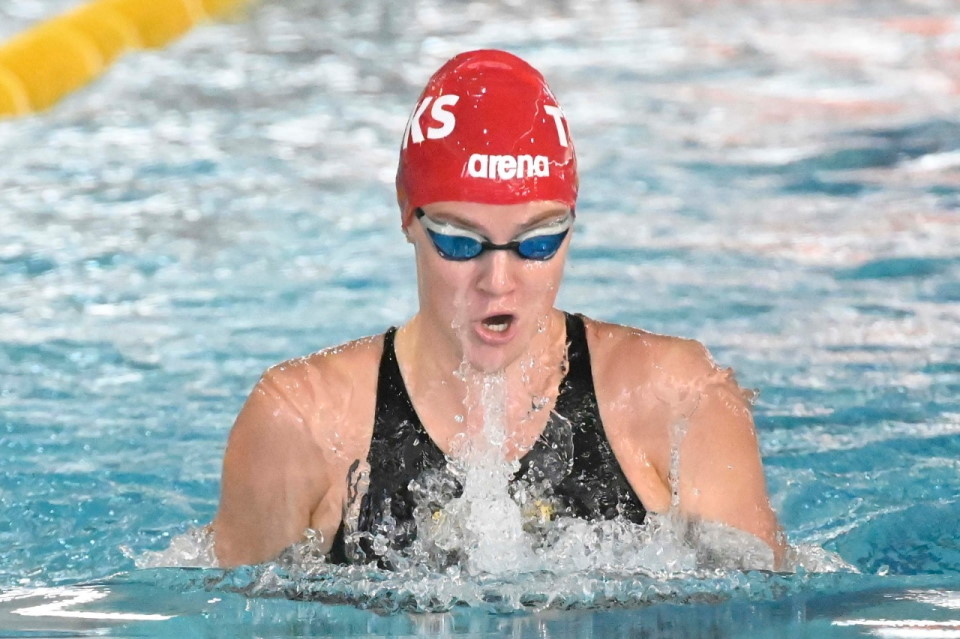 Kaylene Corbett 200m breaststroke